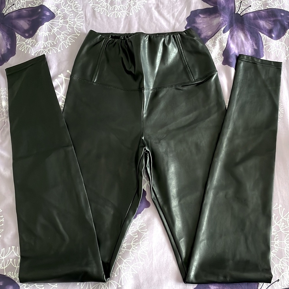 Wilfred Free small Black leather leggings